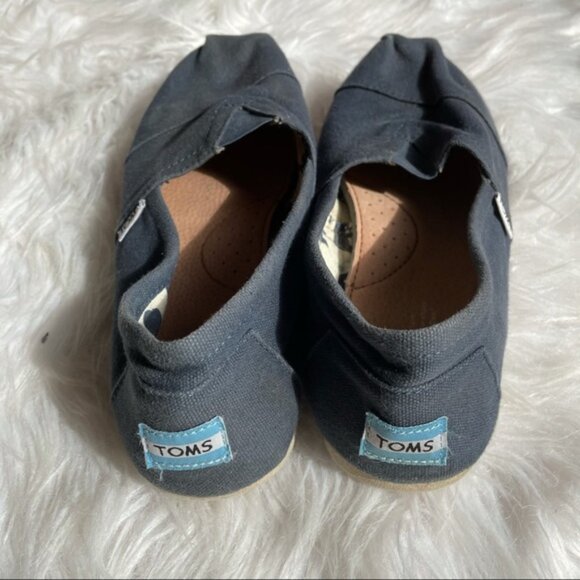 Toms | Navy Alpargata Canvas Classics | Size 8 M - Picture 4 of 6